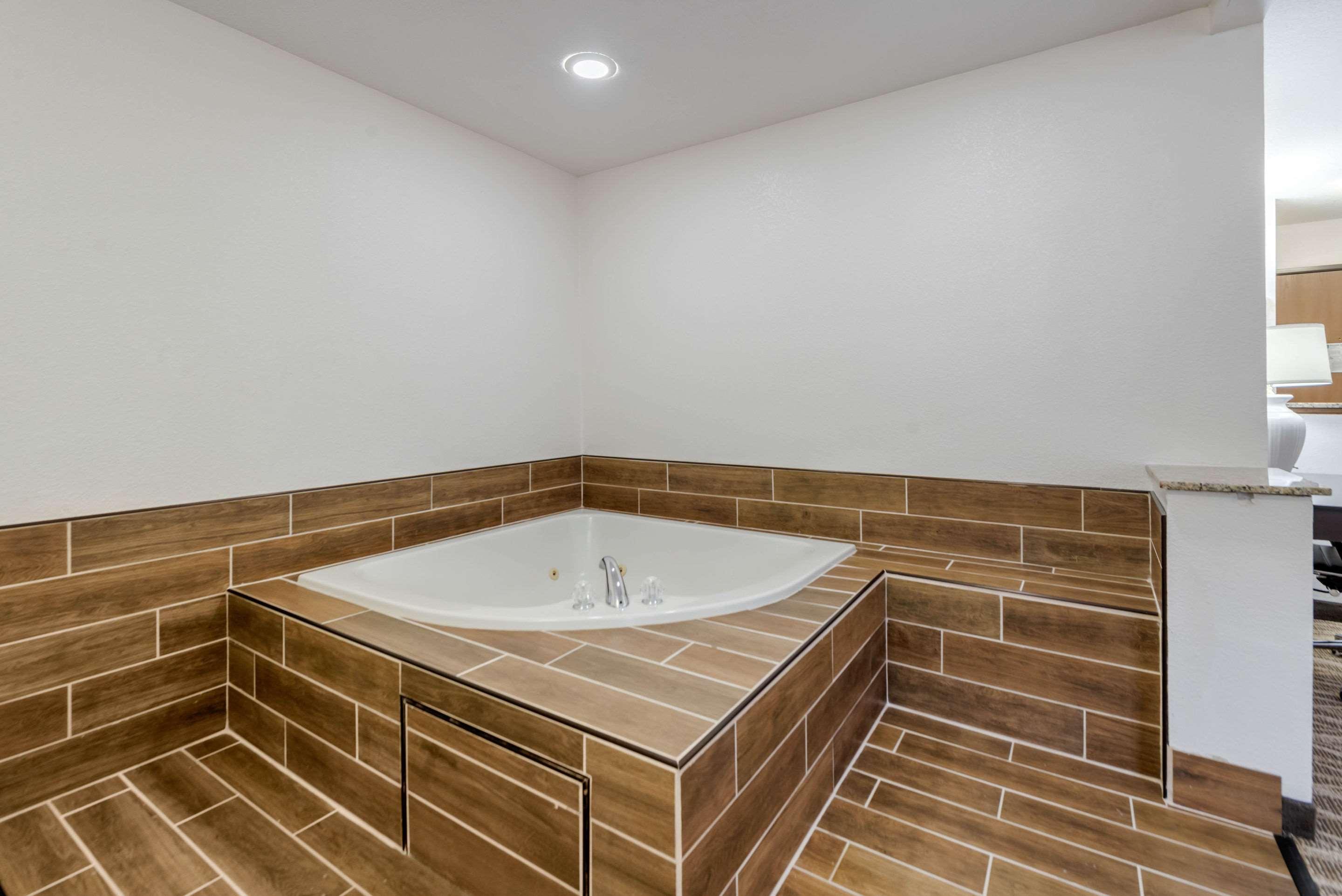Quality Inn & Suites South Fork Buitenkant foto