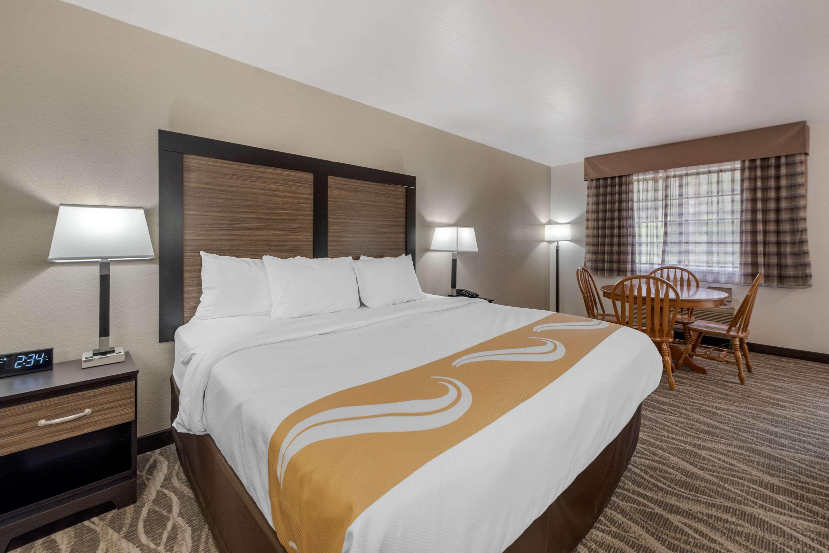 Quality Inn & Suites South Fork Buitenkant foto