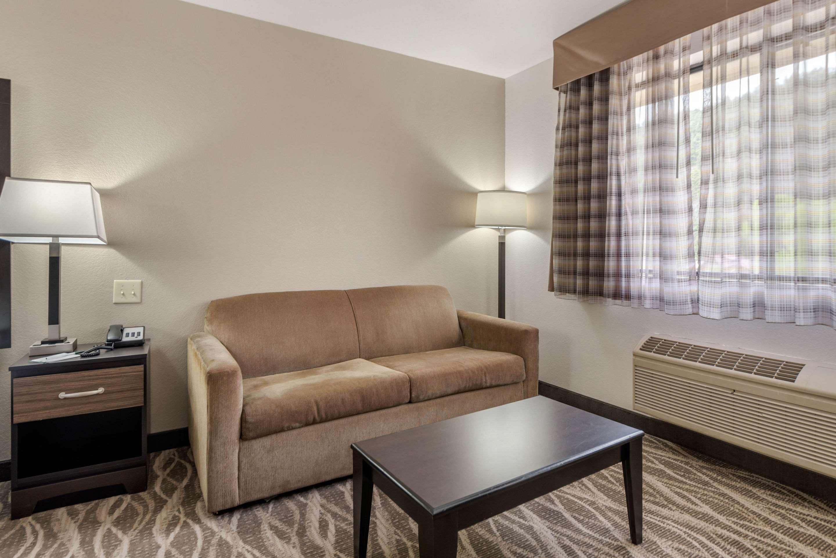 Quality Inn & Suites South Fork Buitenkant foto