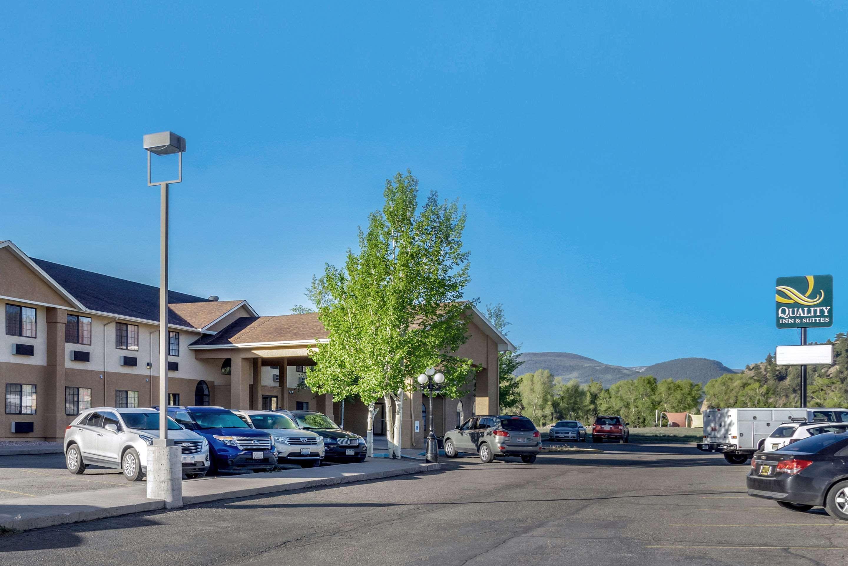 Quality Inn & Suites South Fork Buitenkant foto