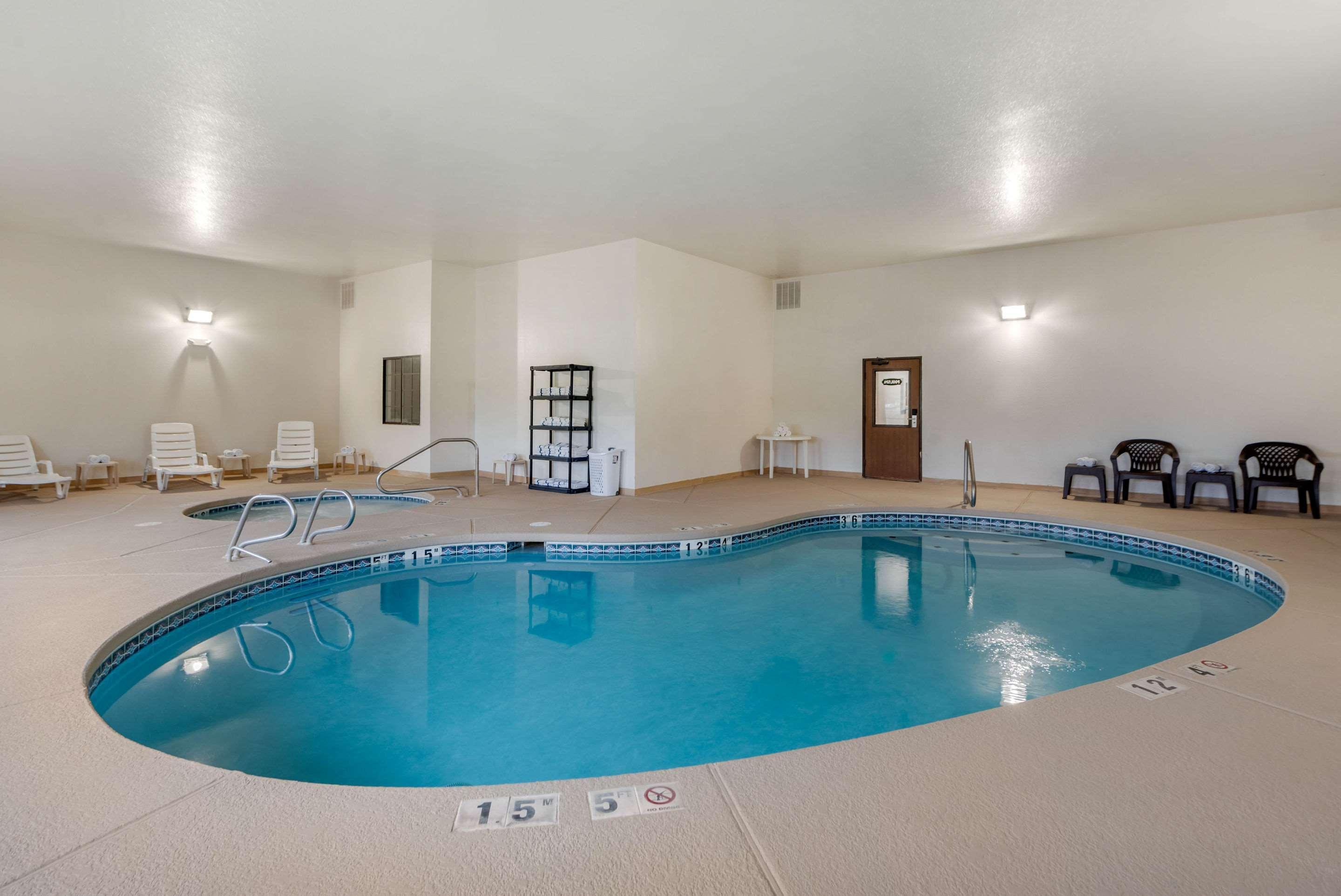 Quality Inn & Suites South Fork Buitenkant foto