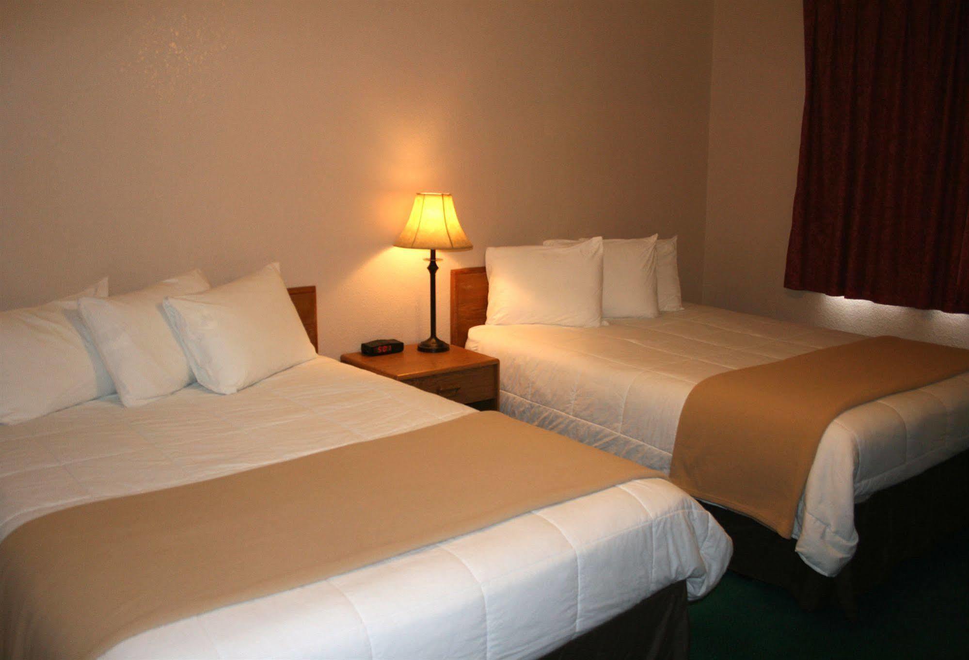 Quality Inn & Suites South Fork Buitenkant foto
