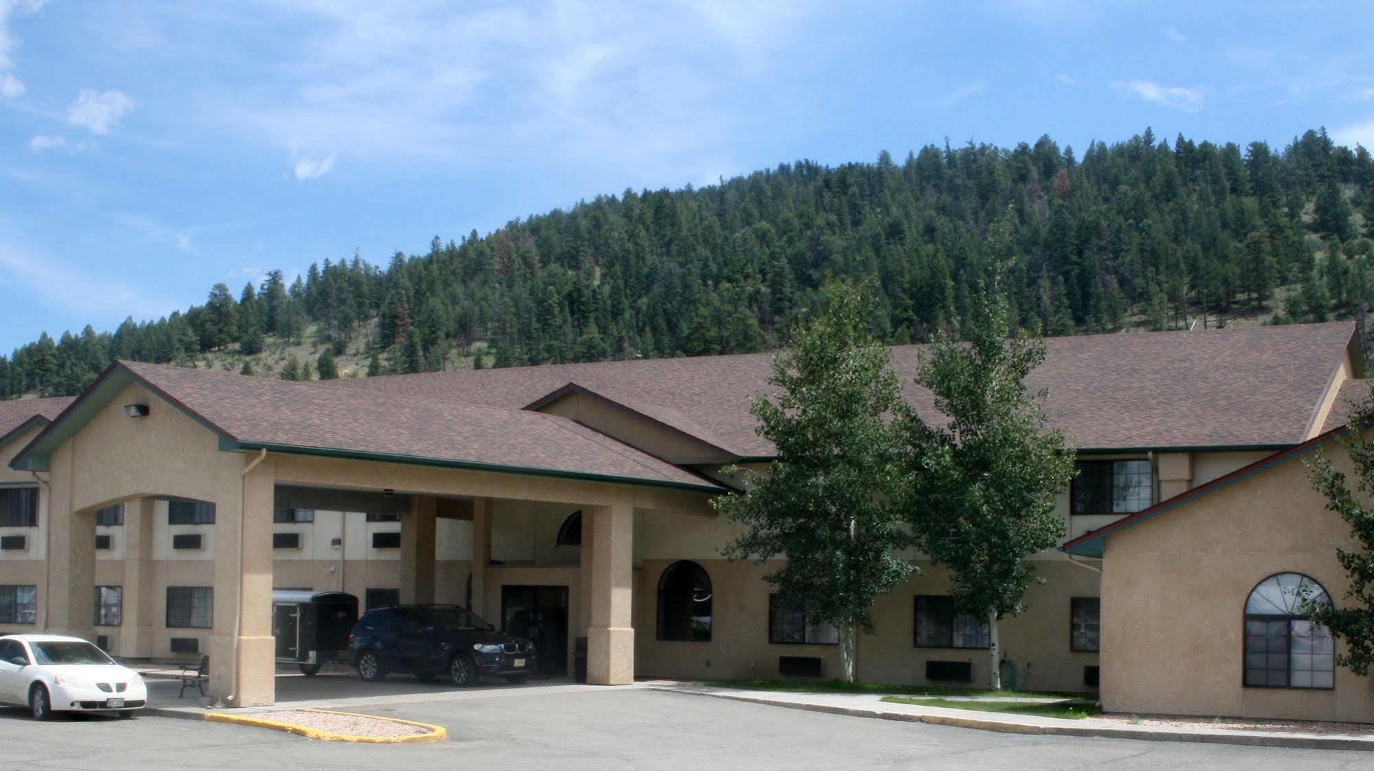 Quality Inn & Suites South Fork Buitenkant foto