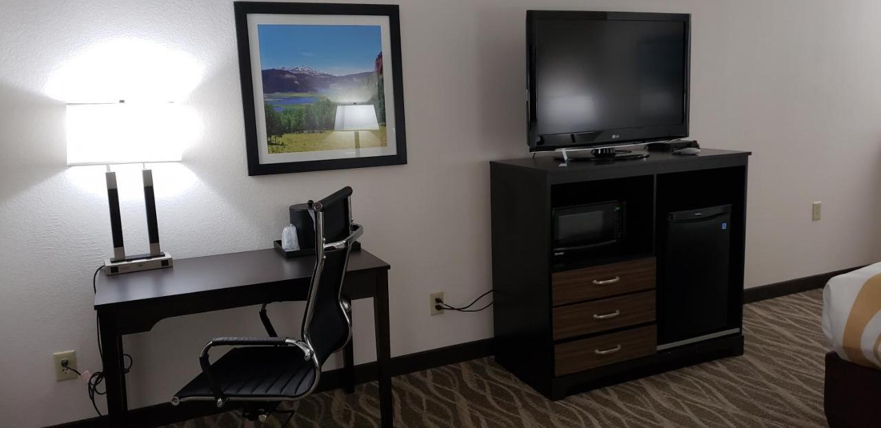 Quality Inn & Suites South Fork Buitenkant foto