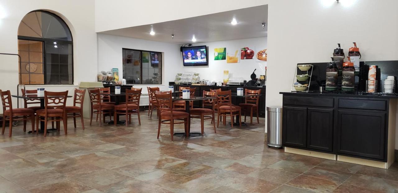 Quality Inn & Suites South Fork Buitenkant foto